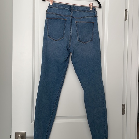 Gap Curvy Legging Jeans - Picture 3 of 3